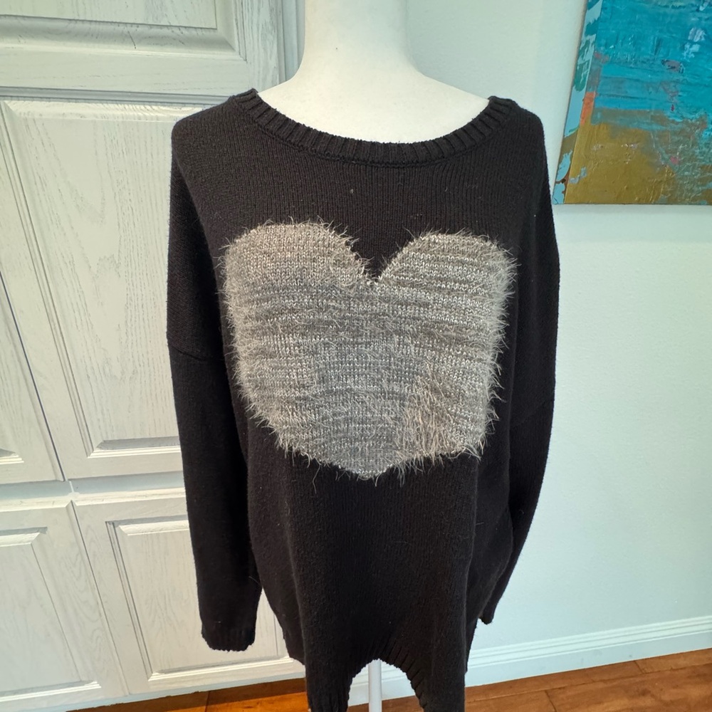 Ellos Black and Gray Crew Neck Sweater with Textured Heart